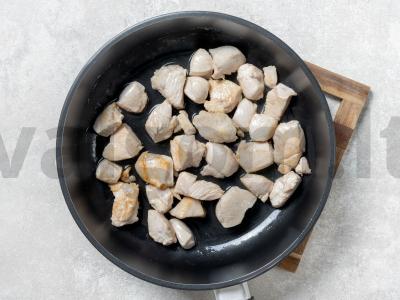 Vištienos filė grietinės padaže Žingsnis 3