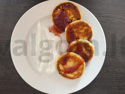 Sūrio blynai su apelsinų žievele ir ryžių miltais pagrindine nuotrauka