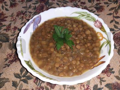 Lęšių garnyras su apelsinų sultimis pagrindine nuotrauka