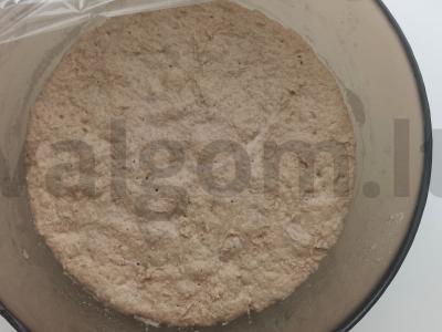 Kvietinė-rašinė duona ant rašinės raugos Žingsnis 5