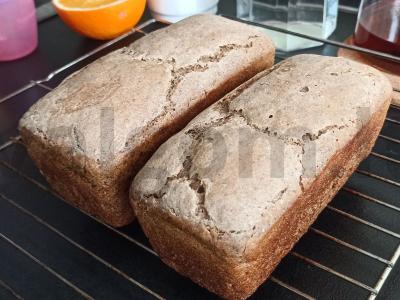 Kvietinė-rašinė duona ant rašinės raugos Žingsnis 15