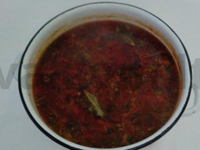 Raudonas barštis vištienos sultinyje su grietine Žingsnis 4