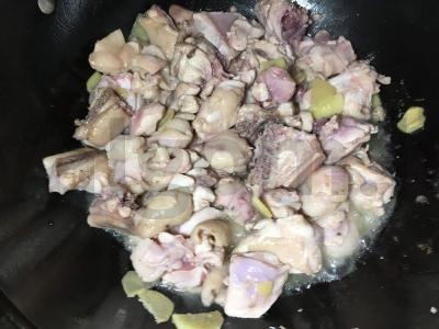 Imbierinis vištienos patiekalas kinų stiliumi Žingsnis 3