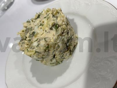 Olivjė su vištiena ir krapais pagrindine nuotrauka