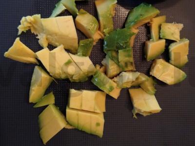 Avokado užkandis su Briuselio kopūstais Žingsnis 1