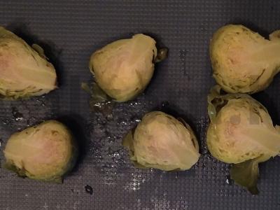 Avokado užkandis su Briuselio kopūstais Žingsnis 3