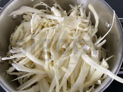 Vitaminų salotas su daržovėmis ir žolelėmis Žingsnis 2