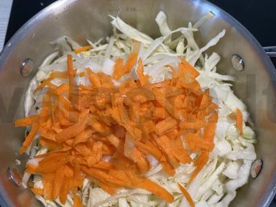 Vitaminų salotas su daržovėmis ir žolelėmis Žingsnis 6