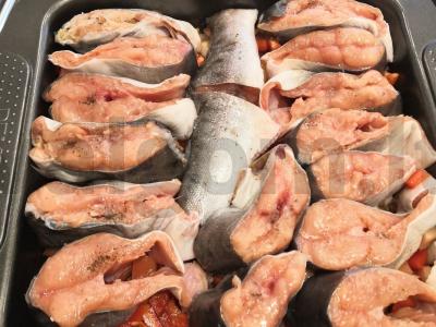 Rožinė lašiša su daržovėmis Žingsnis 6