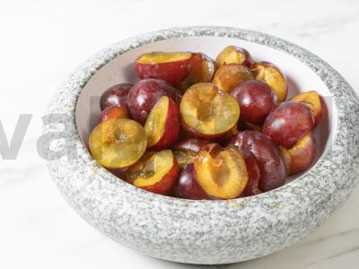 Slyvų pyragas „Niujorkas“ Žingsnis 1