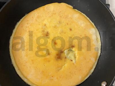 Omletas su tom-yam makaronais pusryčiams Žingsnis 4