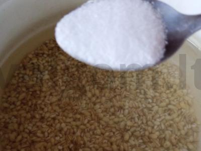 Birios perlų košė su sviestu ir žolelėmis Žingsnis 4