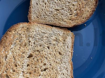 Vegetariškas sumuštinis su korėjietiška morkų salotomis ir grybais Žingsnis 1