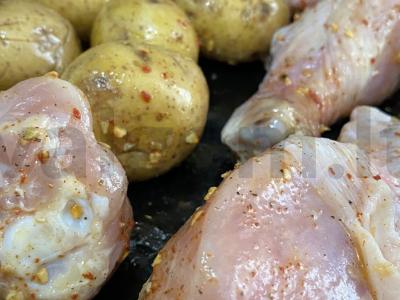 Maži bulvės ir vištienos blauzdelė orkaitėje Žingsnis 3