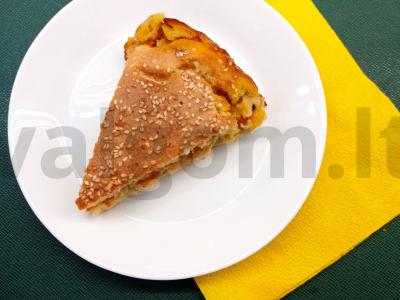 Kopūstų pyragas pagrindine nuotrauka