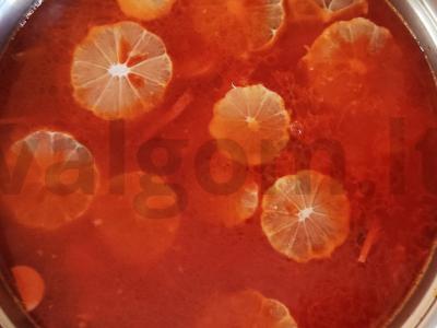 Kvapni soljanka su žaliomis alyvuogėmis Žingsnis 4