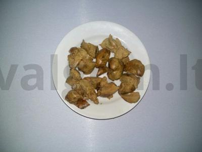 Naudingas kalakutienos kepenėlių salotas su persimonu Žingsnis 3