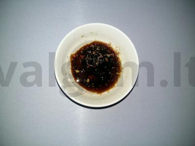 Naudingas kalakutienos kepenėlių salotas su persimonu Žingsnis 4