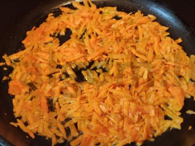 Ryžių apkepas su morkomis ir prieskoniais Žingsnis 5