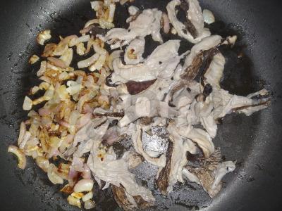 Grikinių blynų su grybais Žingsnis 4