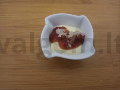 Kvietiniai pagaliukai su česnako padažu Žingsnis 3