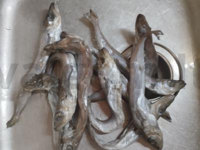 Pūgžlys tešloje iš kiaušinio ir majonezo Žingsnis 1