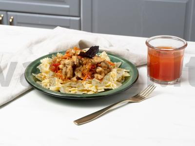 Kalakutienos filė su ridikėliais pagrindine nuotrauka