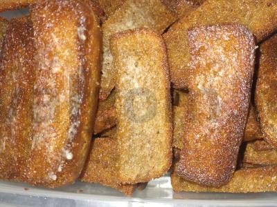 Namų skrudinti duonos gabaliukai su česnaku ir pipirais Žingsnis 2