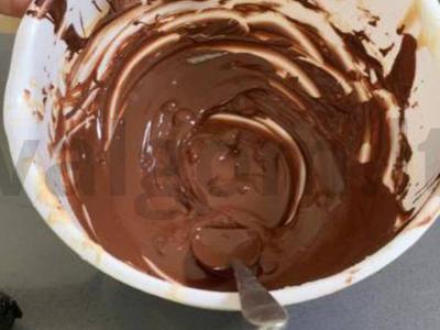 Tiramisu šokoladiniuose puodeliuose Žingsnis 2