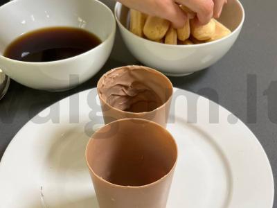 Tiramisu šokoladiniuose puodeliuose Žingsnis 8