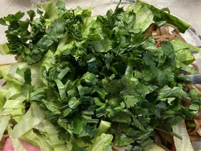 Nudelių su terijaki padažu pagrindine nuotrauka