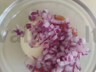 Trys sluoksnių burgeris su trimis kotletais Žingsnis 1