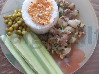 Vištienos skrandžiai su ryžiais pagrindine nuotrauka