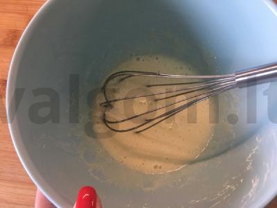 Vaisių pyragas su streuselio trupiniais Žingsnis 2