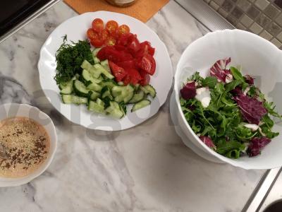 Daržovių salotas „Vitaminų džiaugsmas“ Žingsnis 2