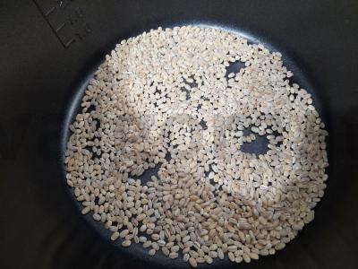 Perlo košė su žolelėmis lėtoje viryklėje Žingsnis 1