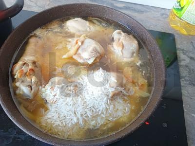 Vištienos kojos su ryžiais pietums Žingsnis 4