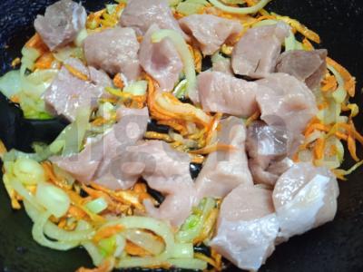 Bulguro plovas su kalakutiena Žingsnis 3