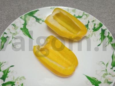 Keptas paprikas, įdarytas vištienos faršu Žingsnis 1