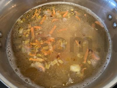 Raudonos lęšio sriuba su meatballs Žingsnis 8