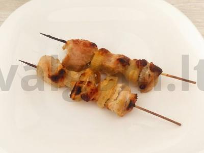 Namų kalakutų šašlykai pagrindine nuotrauka