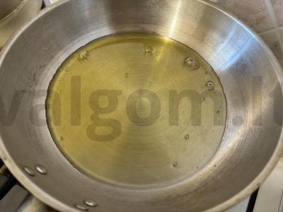 Kalakutų stripsai su paprika Žingsnis 1