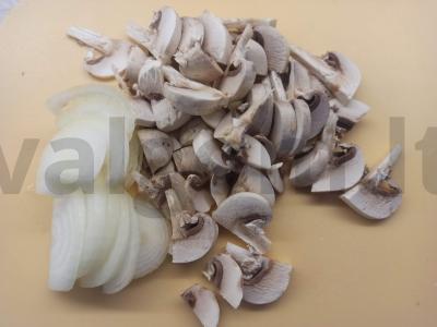 Perlovos košė su keptais pievagrybiais ir svogūnais Žingsnis 2