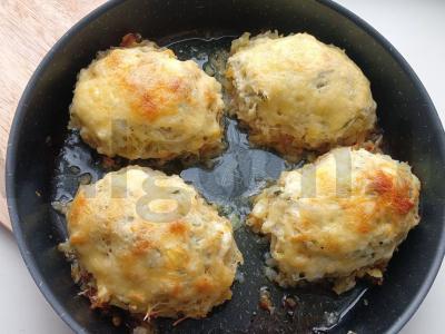 Keptos kotletai po daržovių šydeliu pagrindine nuotrauka