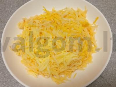 Bulviniai blynai su parmezanu Žingsnis 1