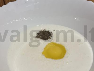 Patingėlių pyragėliai su kiaušiniu ir žaliu svogūnu Žingsnis 2