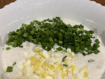 Patingėlių pyragėliai su kiaušiniu ir žaliu svogūnu Žingsnis 4