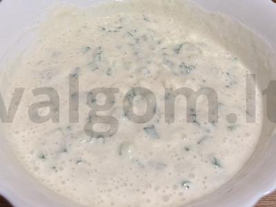 Patingėlių pyragėliai su kiaušiniu ir žaliu svogūnu Žingsnis 5