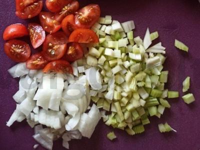 Upėtakio sriuba su salierais ir morkomis Žingsnis 2