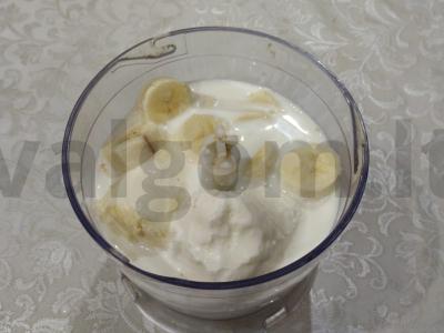 Nepaprastas pieno bananų kokteilis Žingsnis 3